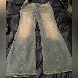 Flair jeans with front seam 💓👖